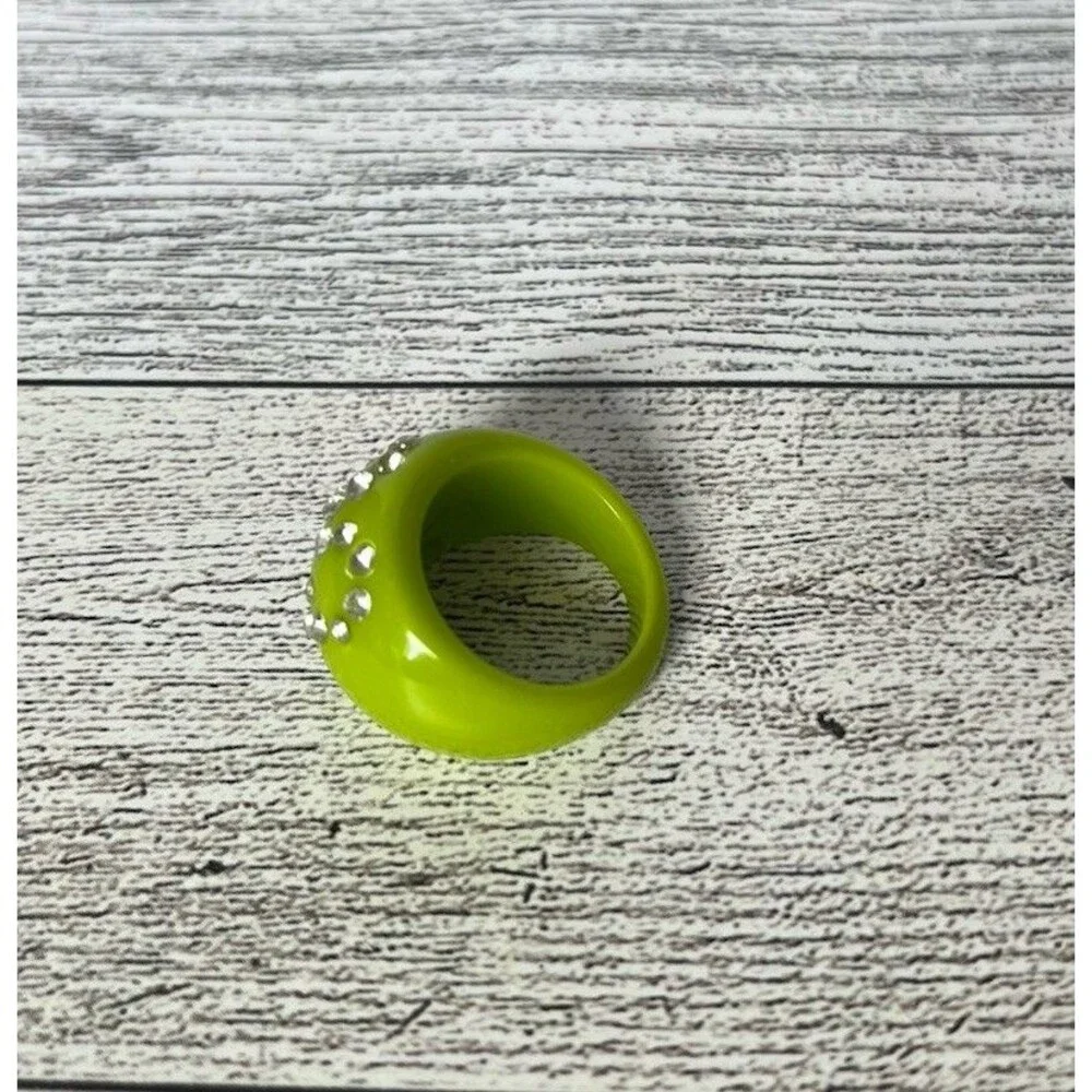 Vintage Disney Mickey Mouse Lucite Ring Chartreuse Green Rhinestones Size 6